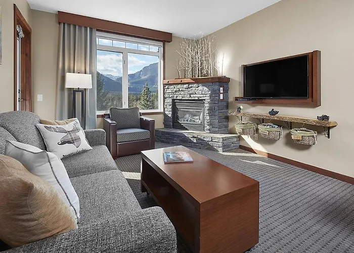 Mountain View Escape With Open Hot Tub, Views!!